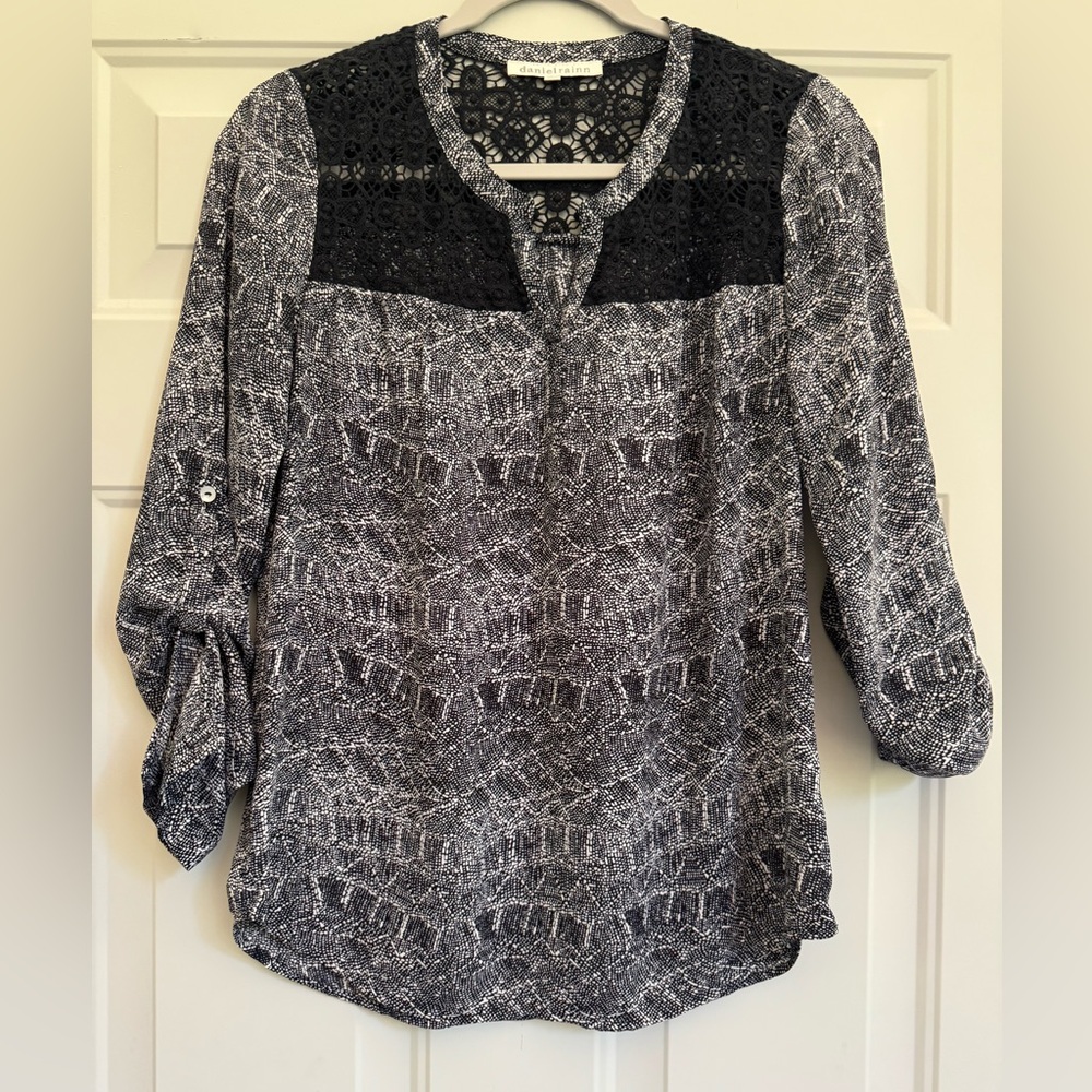 Daniel Rainn Monochrome Patterned Blouse